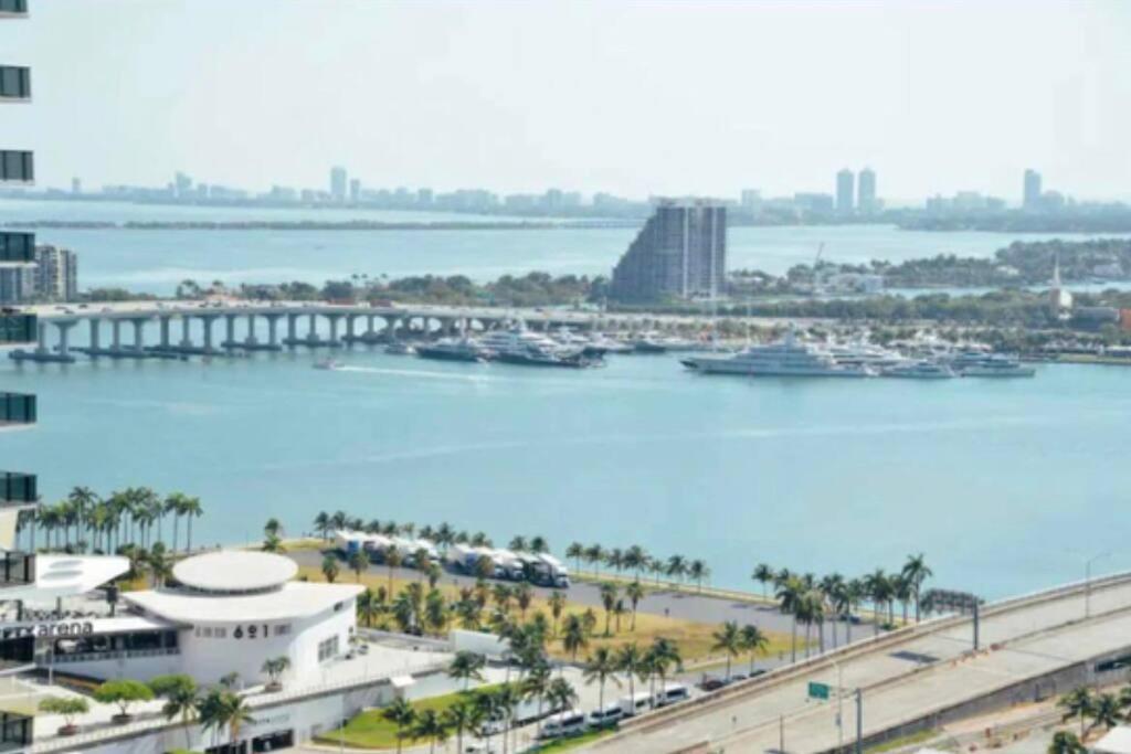Apartamento Vibrant Studio Downtown Miami Exterior foto